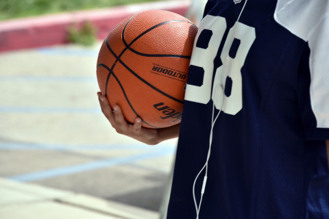 basketball-player-holding-ball